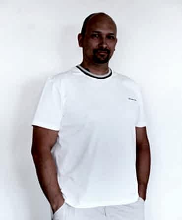 Влада Степанова